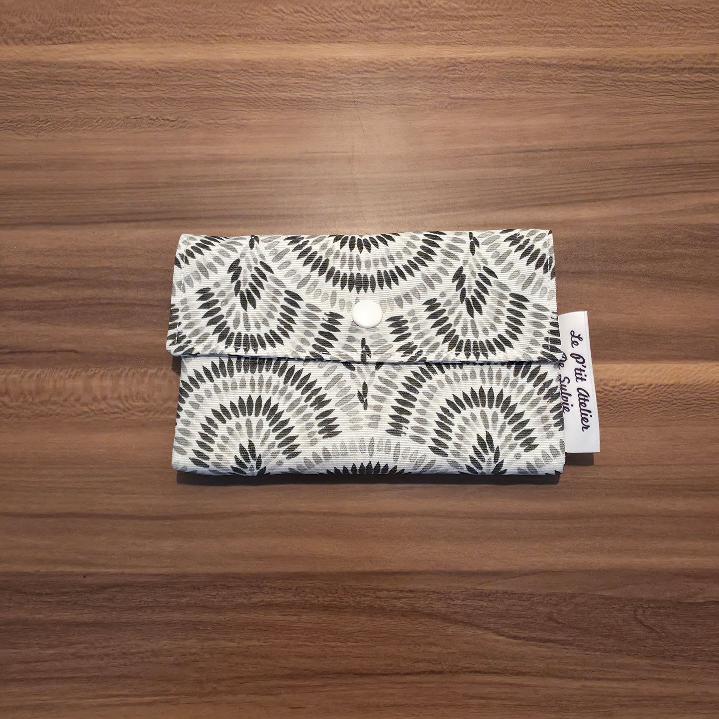 Pochette à savon éventail gris