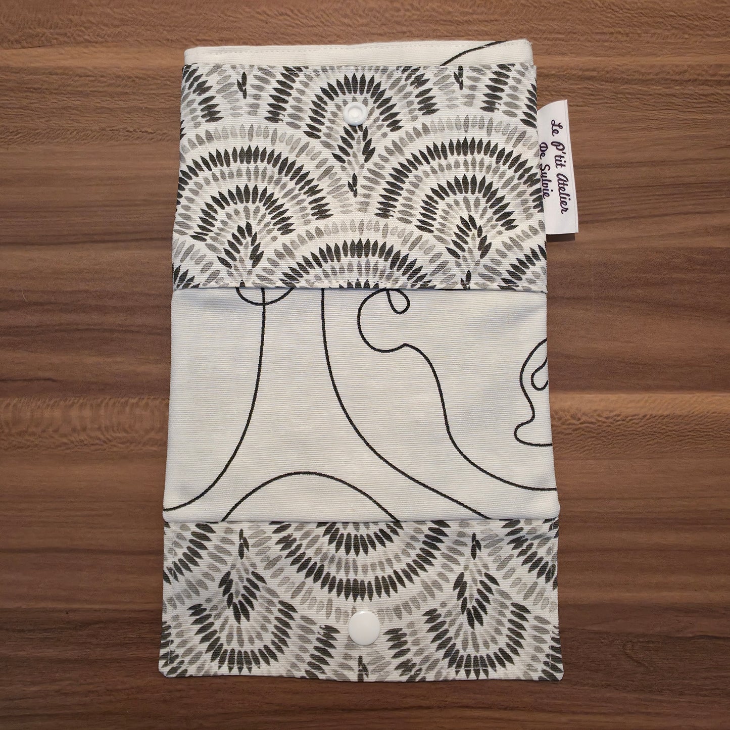 Pochette à savon éventail gris